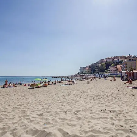 Ca' De Minulin بيت للعطل